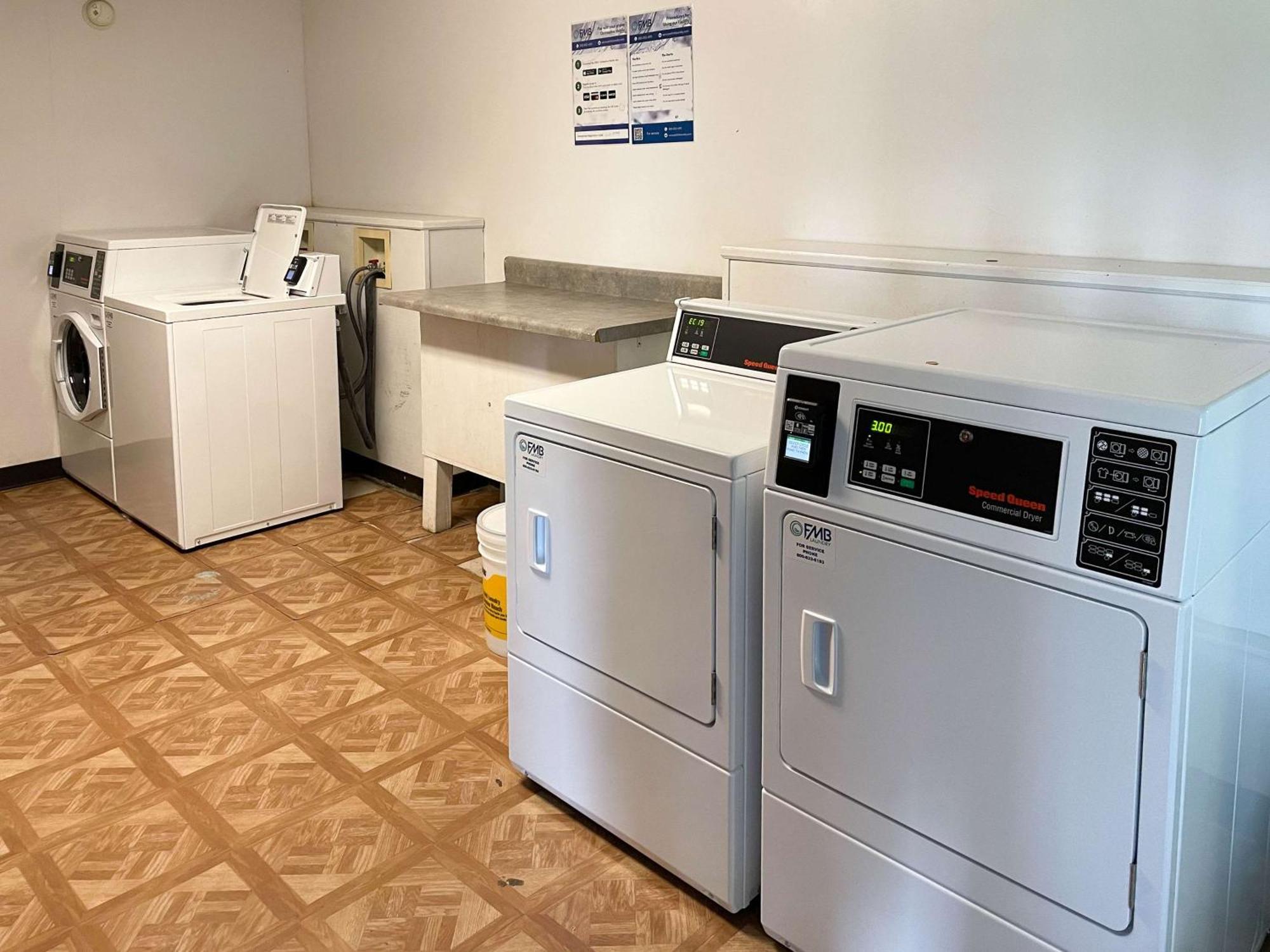 Motel 6 Opelika Al Екстер'єр фото